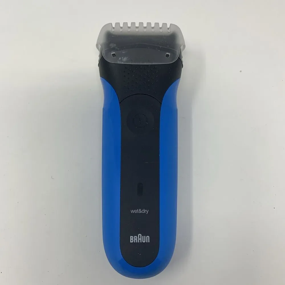Braun Series 3 5409 Wet & Dry Rechargeable Electric Razor w‎ Charger & Case